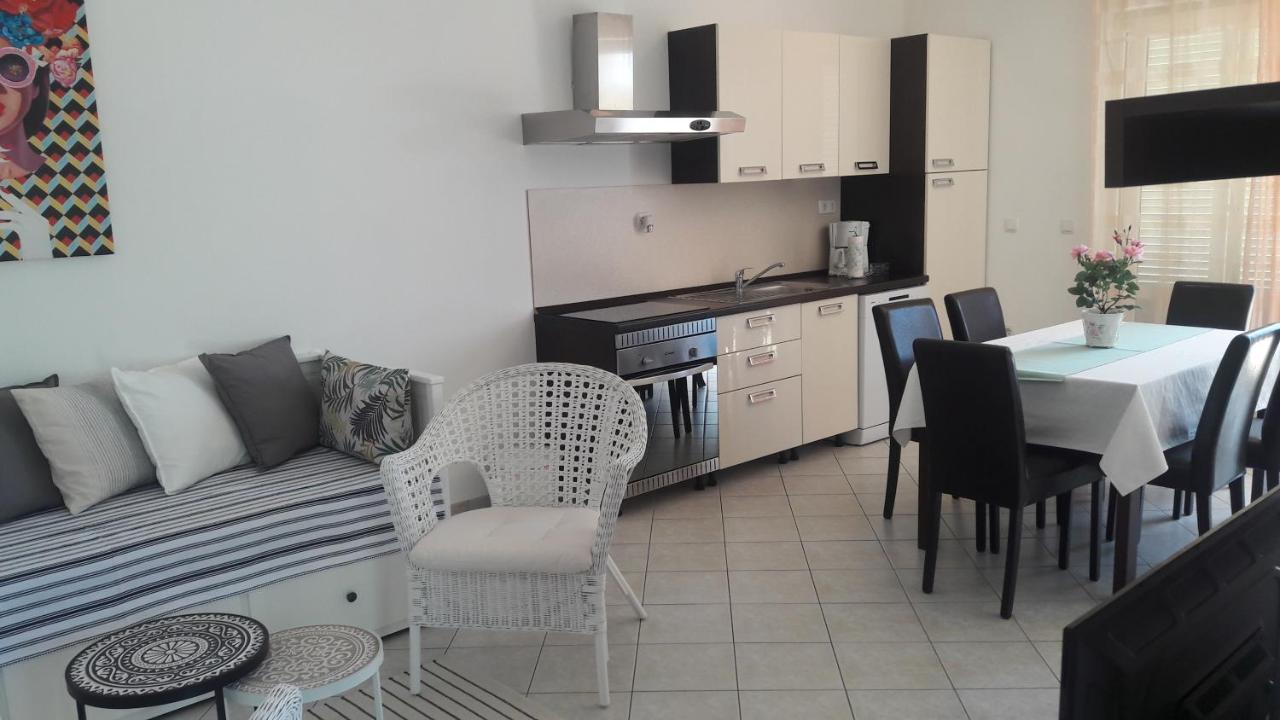 Apartman Barbat-Za Cijelu Obitelj Barbat na Rabu Exteriér fotografie
